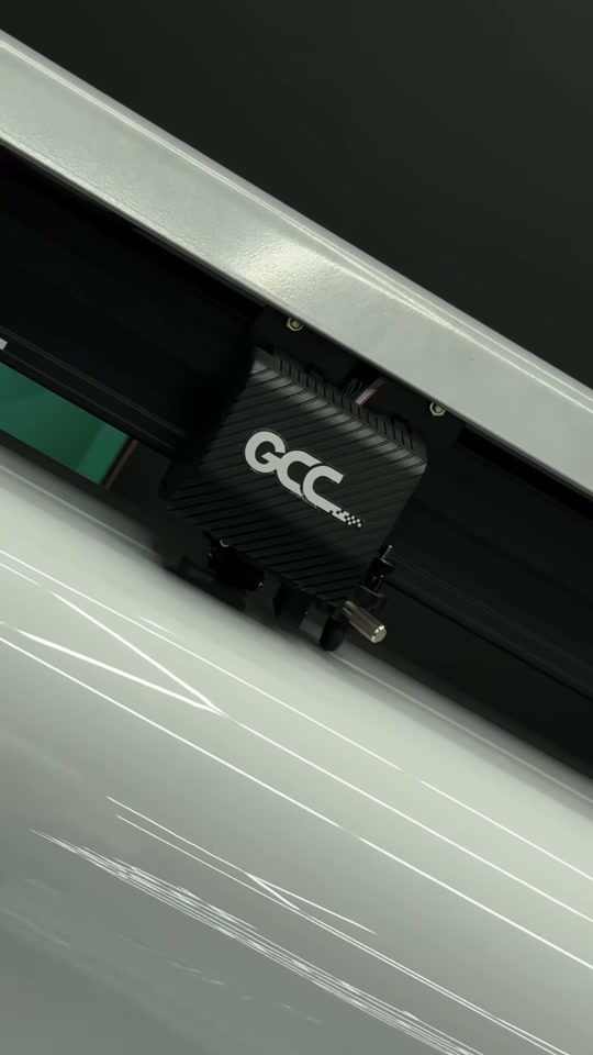 Plotter cutting a paint protection film pattern